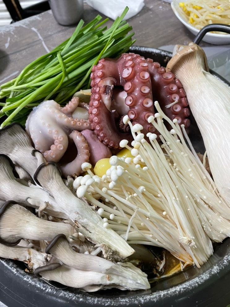  엄마랑 식사하기 좋았던 군산밥집 나운동 갈비스토리 군산티비출연맛집 VJ특공대 생생정보통 육지를 품은 바다 해물찜 버섯해물갈비찜 군산차병원근처맛집