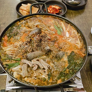 모임에 제격인 이천 순대국 맛집, 토담순대국에서 즐겨요!