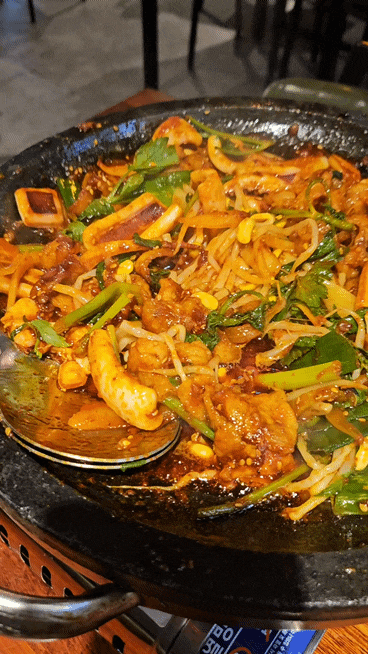  제주시 연동 오징어요리 신제주 핫플 맛집 크로바완구 제주연동점