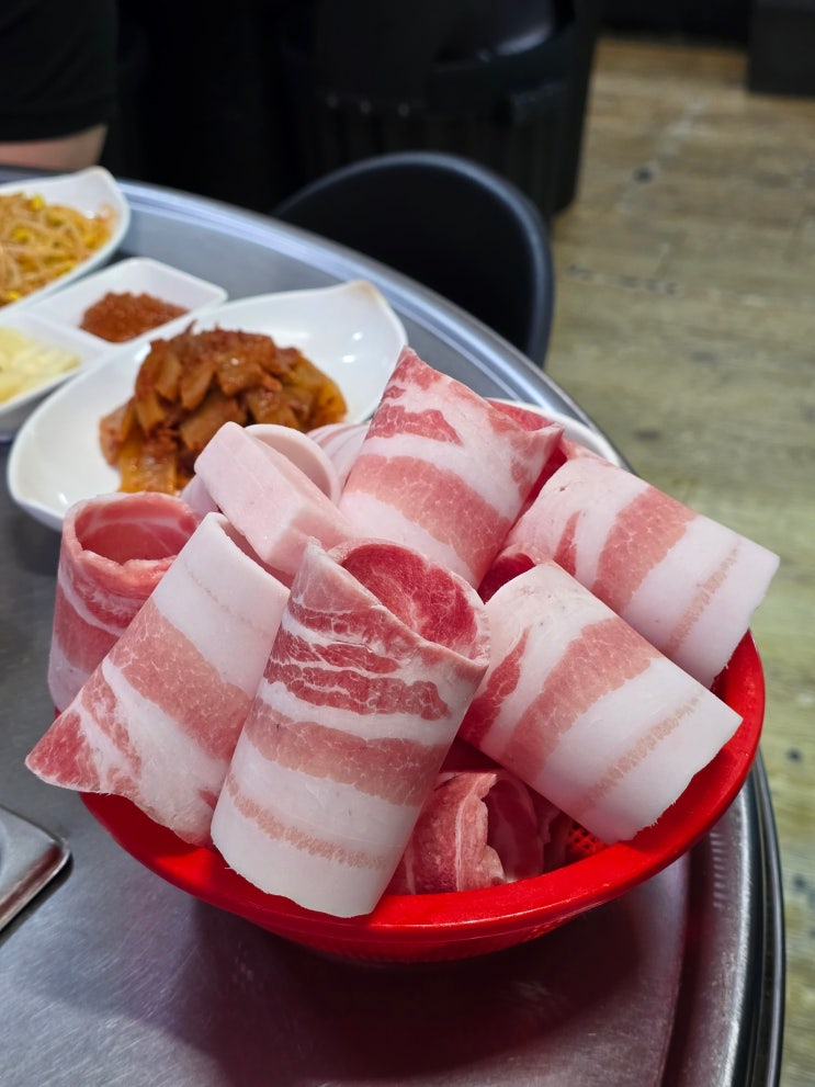  제주공항근처 묵은지 대패오겹살 현지인 강력 추천 맛집 봉하깡통구이