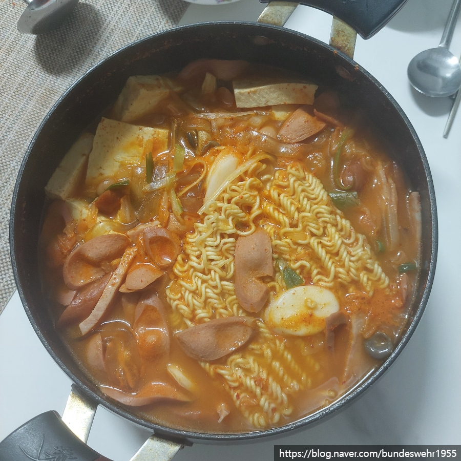 땅스부대찌개 영등포양평점 사진 4