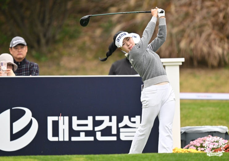 파주에서 동반 돌풍”…<b>KLPGA</b> 시즌 마지막 대회 공동 <b>선두</b> 등극