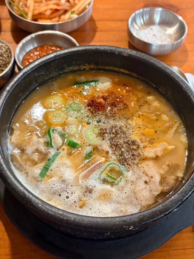  가락시장 맛집 / 24시 운영하는 웨이팅 필수 순대국 맛집 [ 함경도찹쌀순대 ]