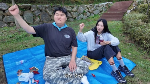   오윤아, 아들과 함께한 ‘밀알학교 등산’ 체험…“운동하니까 짜증도 안 나고 좋아”