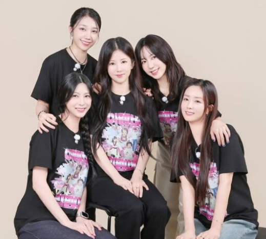   에이핑크, 다시 뭉친 5인 완전체! “이 멤버 리멤버”로 전한 끈끈한 우정