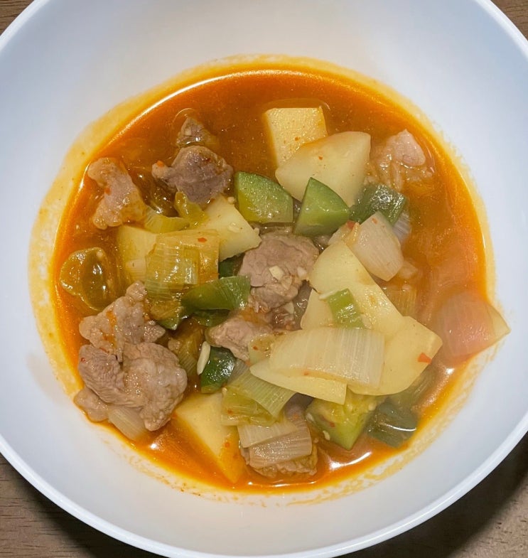  돼지고기고추장찌개 간단레시피