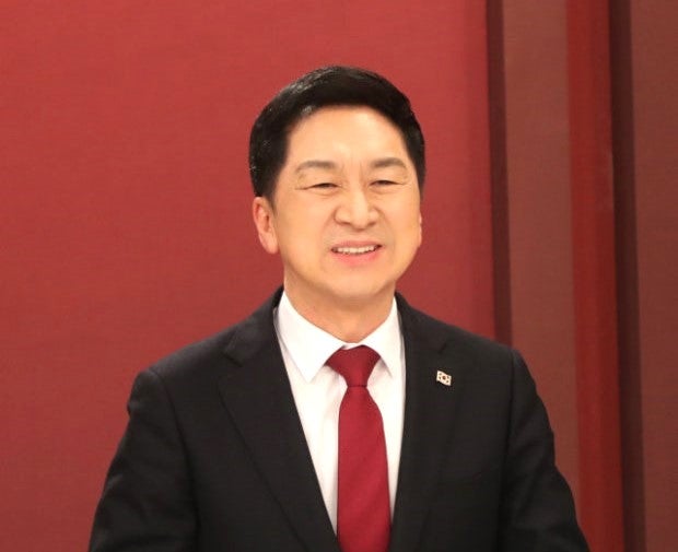 김기현 국회의원 아내 이선애 아버지 김병극 형 김종현 동생 김삼현 아들 김규대 며느리 딸