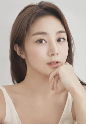 조우종 아내 정다은 아나운서 동상이몽2 나이차이 각방 서울대 KBS 딸 프로필 인스타