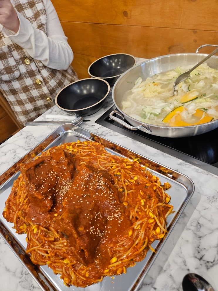  청라 점심 맛집 : 가성비 끝판왕 민태양쟁반뼈찜칼국수 후기