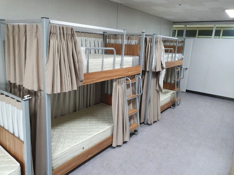 기숙사침대-철제2층침대 공항납품 및 설치