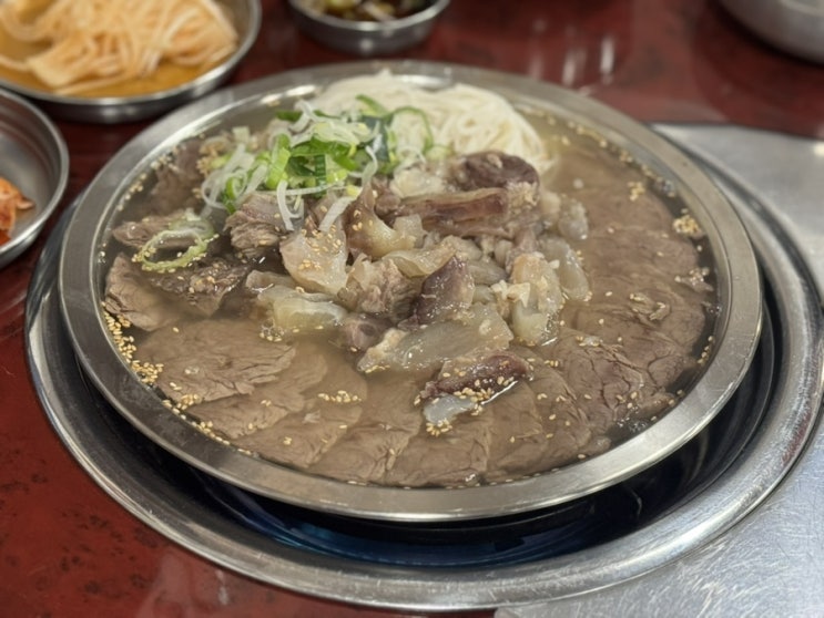  이복희해장 | 선릉역맛집 '수육에 해장국 조합 최고'