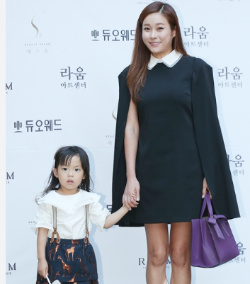 현영 리즈 근황 고향 수원 나이 키 남편 최원희 직업 재산 근황 인스타 & 프로필
