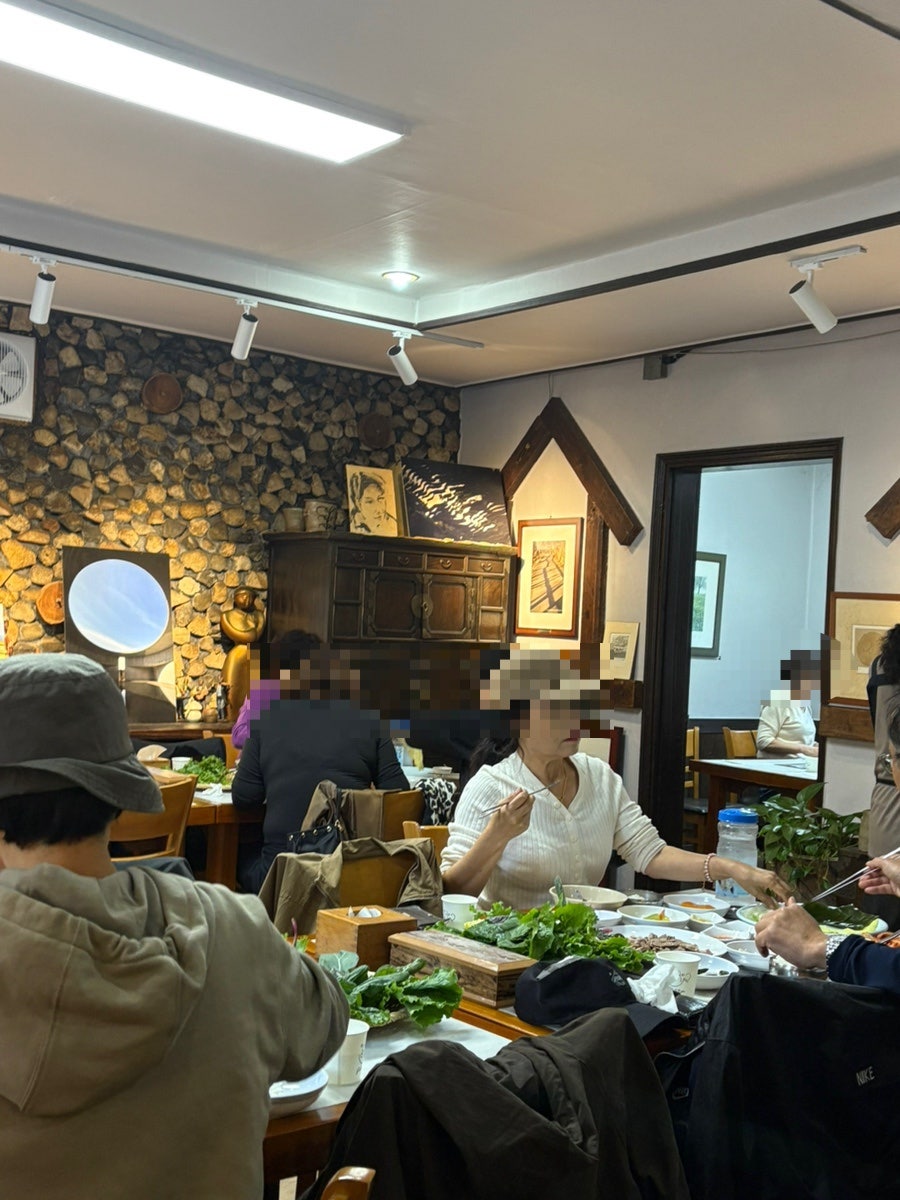 호숫가에서 본점 사진 5