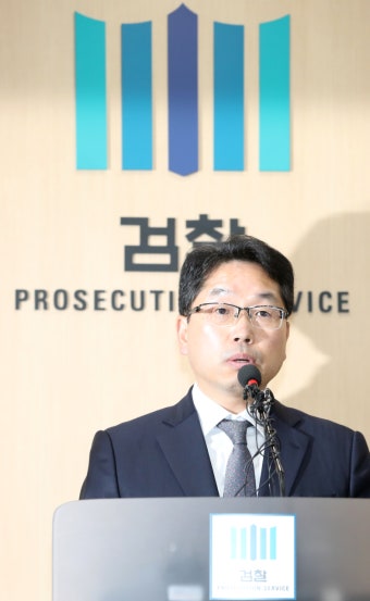 <b>대장동</b> 항소 포기한 노만석 <b>검찰총장 대행</b>, 그는 누구인가... 
