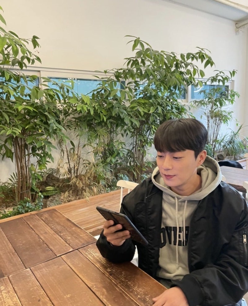 남친짤의 원조 하이라이트 윤두준 사진 모음 등장〰️