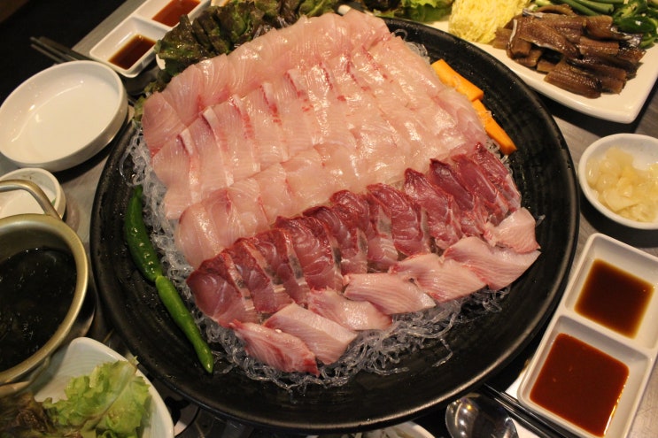  영등포역 회식 장소 대방어 맛집 단체모임 하기 좋은 영등포횟집