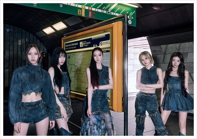 있지(<b>ITZY</b>) <b>재계약</b> 후 완전체 컴백! 새 앨범 ‘TUNNEL... 