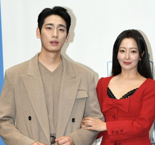   김희선, 센스 폭발 멘트! “이정재·임지연 멜로 공감돼요?”…‘다음생은’ 제작발표회 유쾌한 현장