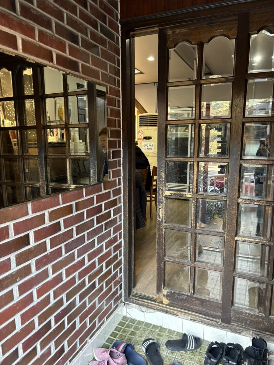 호숫가에서 본점 사진 4