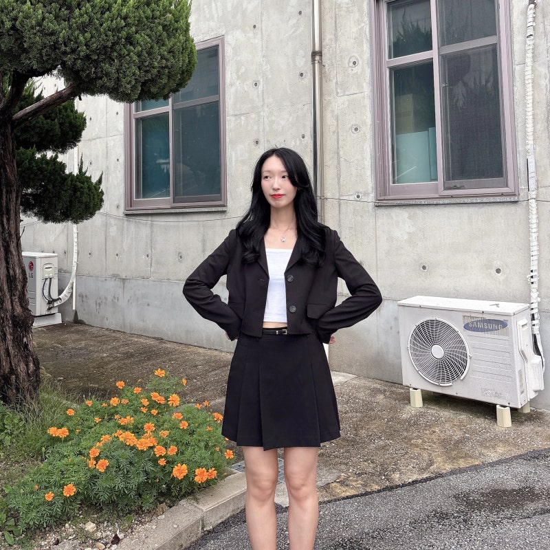 로엠 정장 세트 내돈내산 후기 검은색 자켓 블랙 스커트
