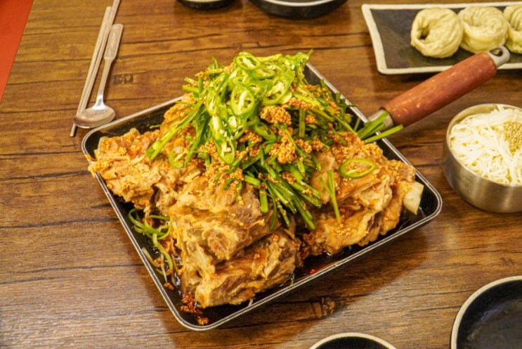  첨단 점심 맛집 뼈칼집 부드럽게 녹는 뼈요리 후기