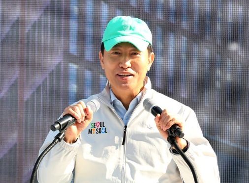 전문가들은 'NO', <b>오세훈</b>만 'YES'…<b>오세훈</b>의 위험한 도박, <b>종묘</b>... 
