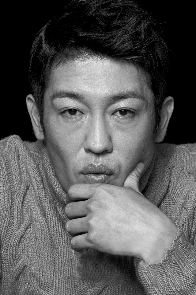 “유쾌한 변신 예고”…허성태, ‘<b>오십프로</b>’ 조폭에서 편의점... 