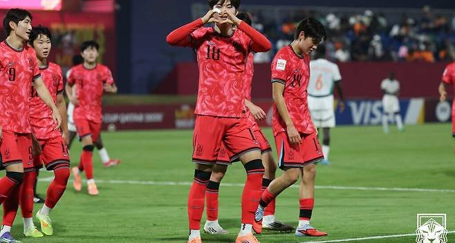 U<b>17 월드컵 32강 진출</b>, 한국 축구의 새로운 희망