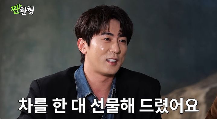 <b>김원훈</b> 어머니 <b>고급차 선물</b> 영상 공개