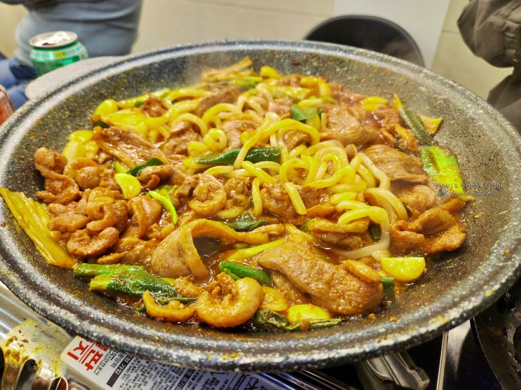  맛과 건강을 챙기는 매콤 오리 주물럭 / 나오리주물럭 사당점 / 데이트, 소모임 맛집