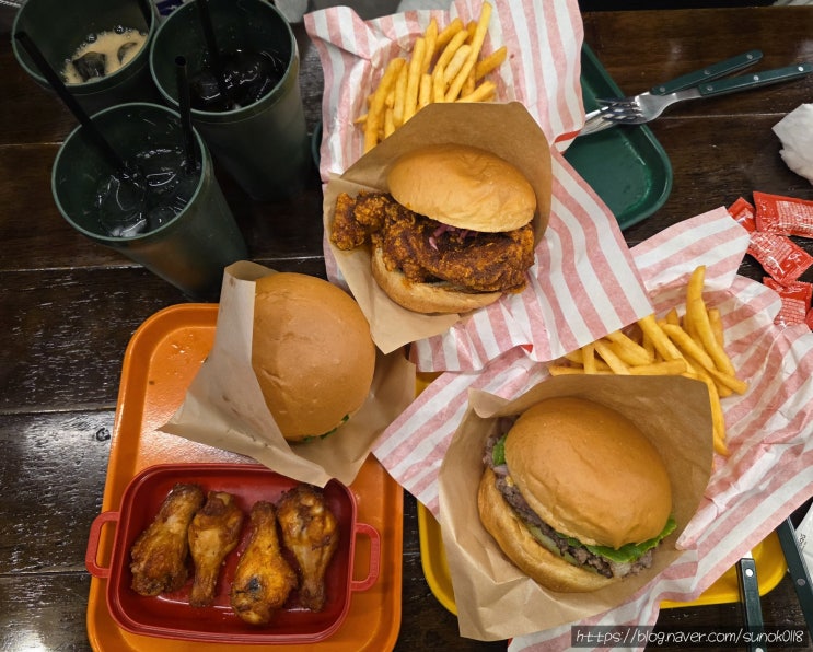  킨텍스역 맛집 GIFC몰 일산 수제버거 와썹비
