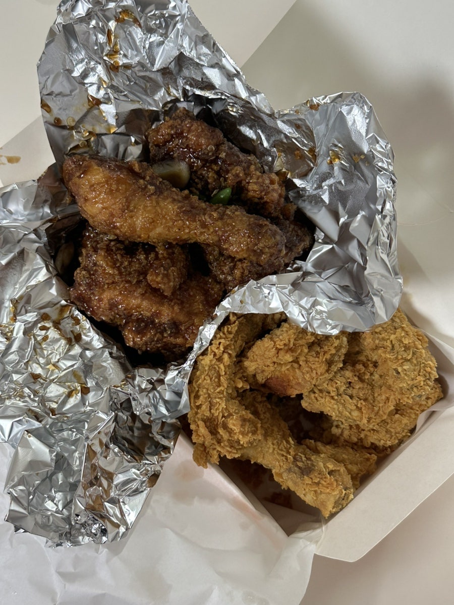 덤브치킨 김천부곡점 사진 6