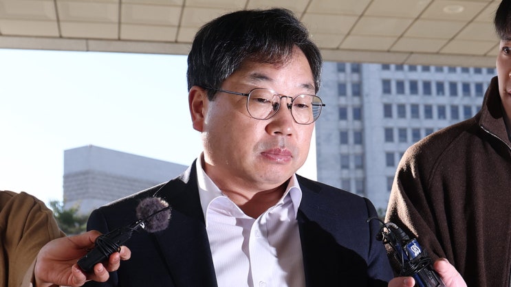<b>노만석</b> 검찰<b>총장 대행</b> 프로필, 대장동 사태 책임론 <b>거취</b> 고민