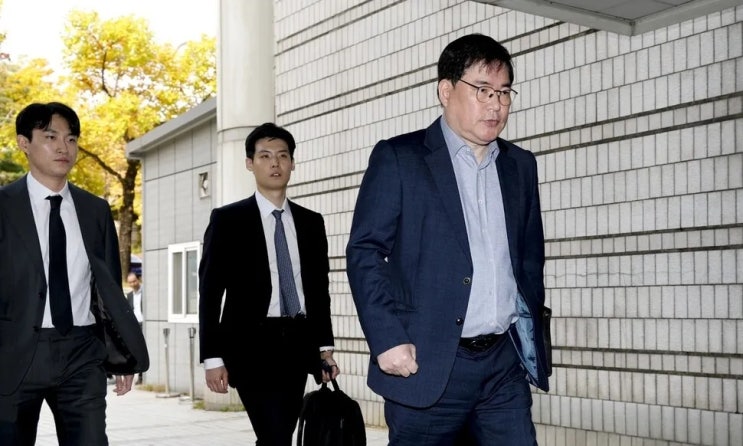 '대장동 항소 포기 사태' 책임론 <b>노만석</b> 검찰<b>총장대행</b> 휴가