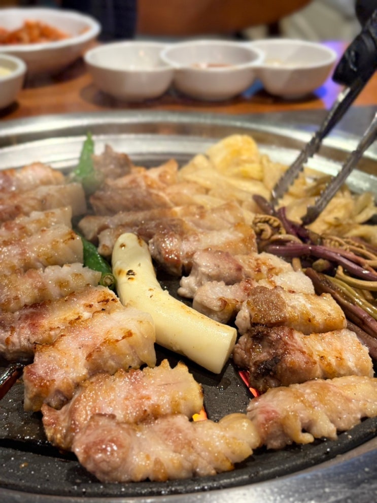  포항 이동 맛집 추천 회식장소로 좋은 구워주는 고깃집 고기굽는남자 이동점