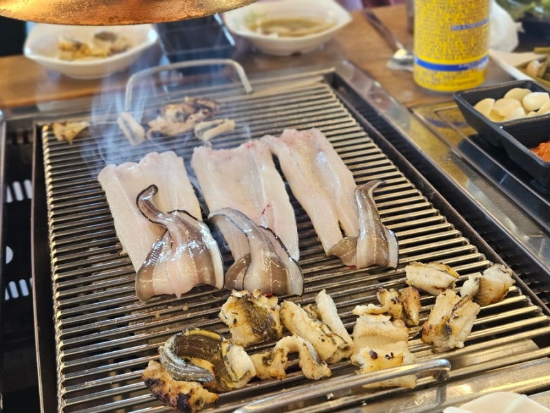 마산 맛집 오션뷰 최강 구이바다 굴구이 장어구이! 아기랑 구산면 맛집 솔직 후기