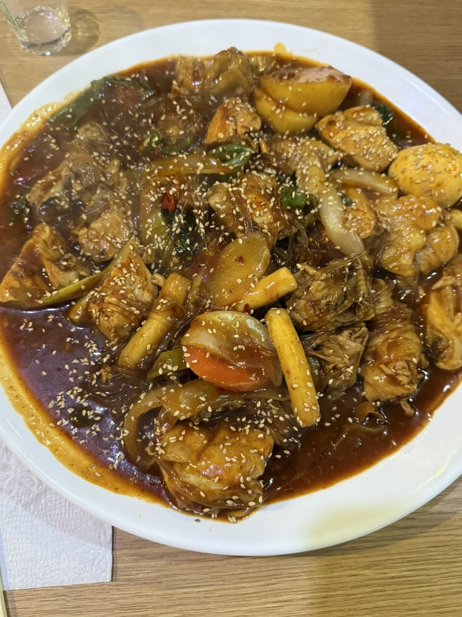 치킨파티 유천점 사진 6