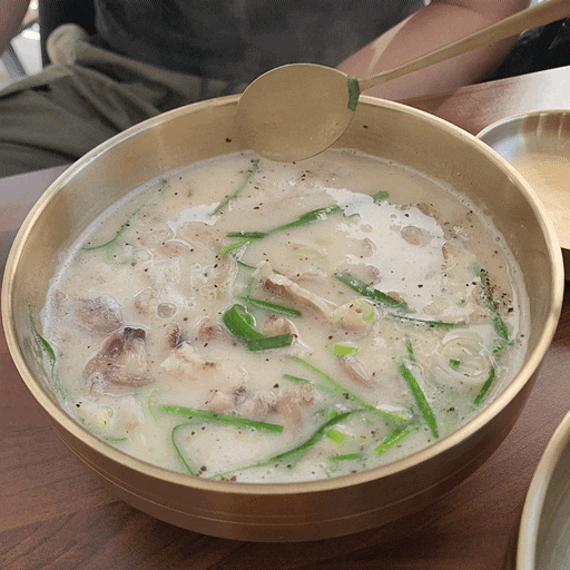  국밥카페! 강릉역 근처 순두부맛집 아침 식사 맛집 추천