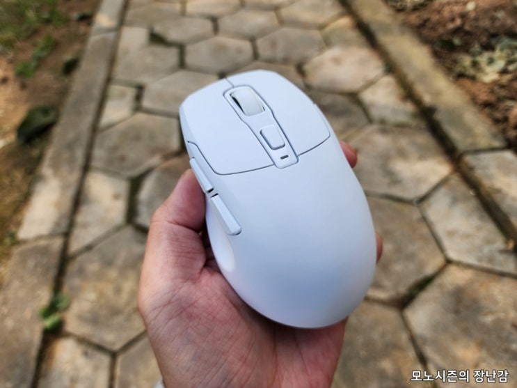  제닉스 타이탄 GT 8K 블루투스 무선 게이밍마우스로 배틀필드6 추천