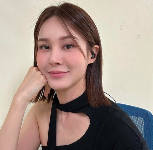<b>아이비 송승헌 동거설 해명</b>과 뮤지컬 여신의 진솔한 이야기