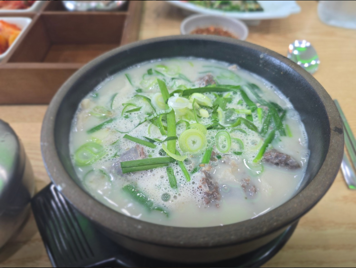 고옥정 돼지국밥 전골 사진 3