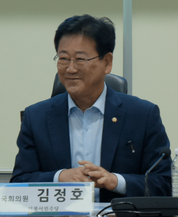  [긴급 진단] AI 확산 전력난 국가 경쟁력 위협… "저탄소 원전·재생에너지 확대"