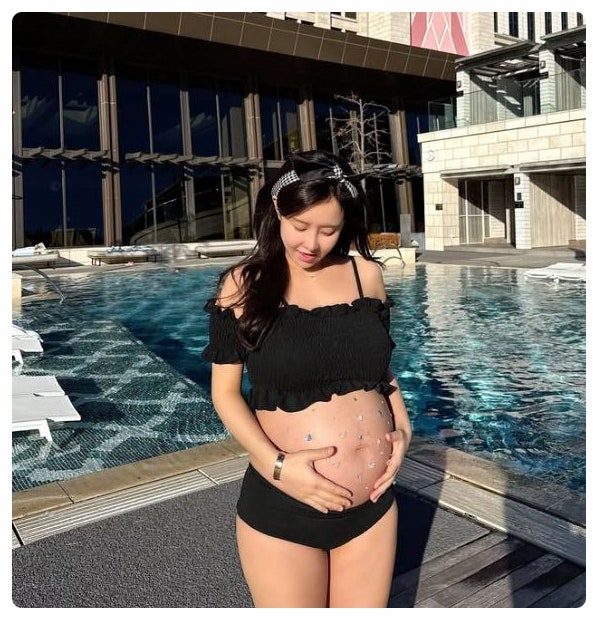 <b>은가은</b> 임신 D라인 비키니 결혼 남편 <b>박현호</b> 5살 연상연하 부부