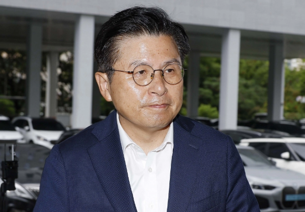 특검 <b>황교안</b> 체포 영장 집행 '<b>내란선동</b> 혐의'