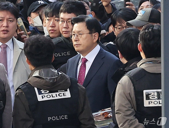 황교안 프로필 전 국무총리 집 주소 압수수색 내란 선전·선동 혐의