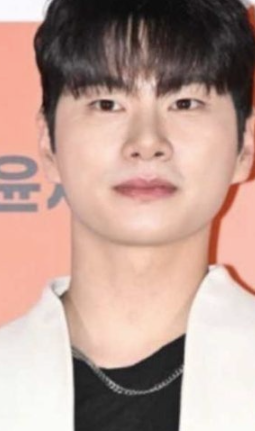   이이경, ‘슈돌’ 합류 무산… ‘놀면 뭐하니’ 이어 활동 중단에 팬들 “잠시 쉬어가길”
