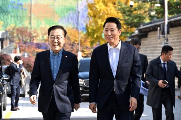 '부동산 대책 갈등', 국토부장관과 서울시장 <b>회동</b>: "주택 공급... 