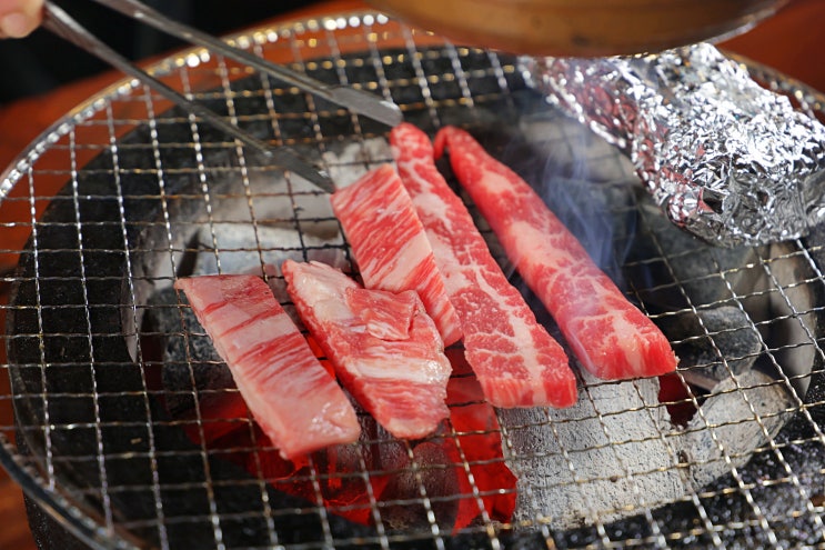  부산 해리단길 맛집 완벽한 한끼 우시야