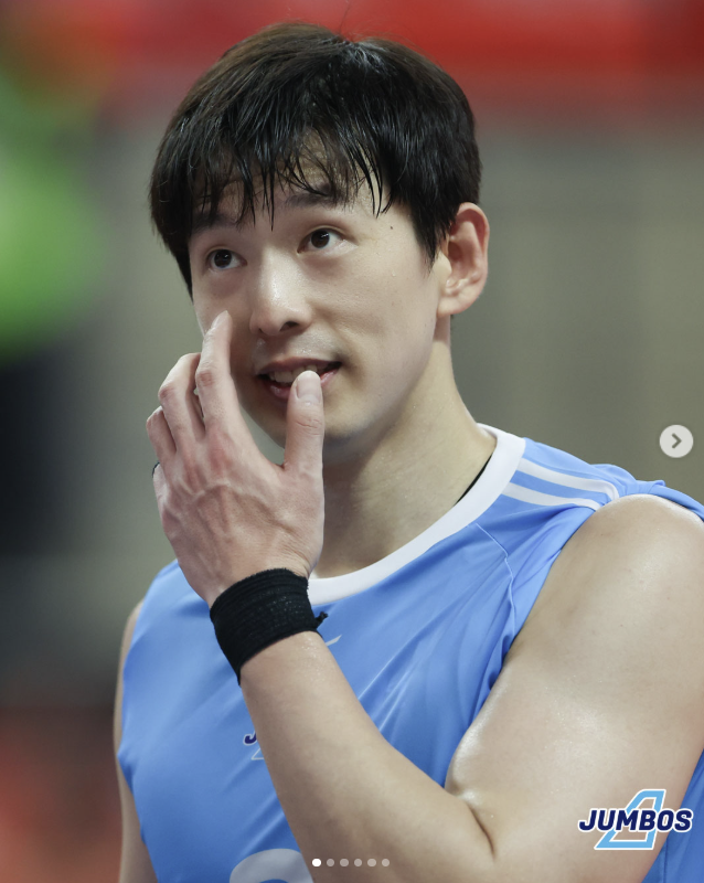 <b>대한항공</b> 러셀 정지석 맹활약 삼성화재 3-0 완파! V리그 4<b>연승</b>
