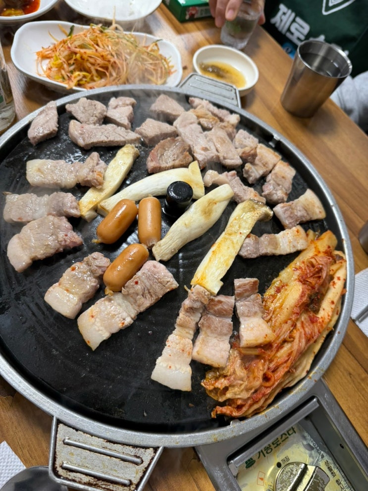  [대문집] 여의도 솥뚜껑 항정살 맛집 한식 전문점